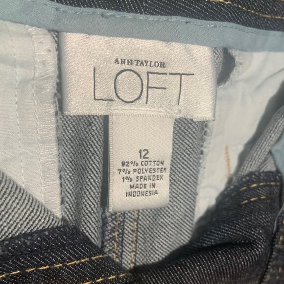 NWOT Loft Women Curvy Boot Cut Dark Wash Jeans - Size 12 - Picture 5 of 8